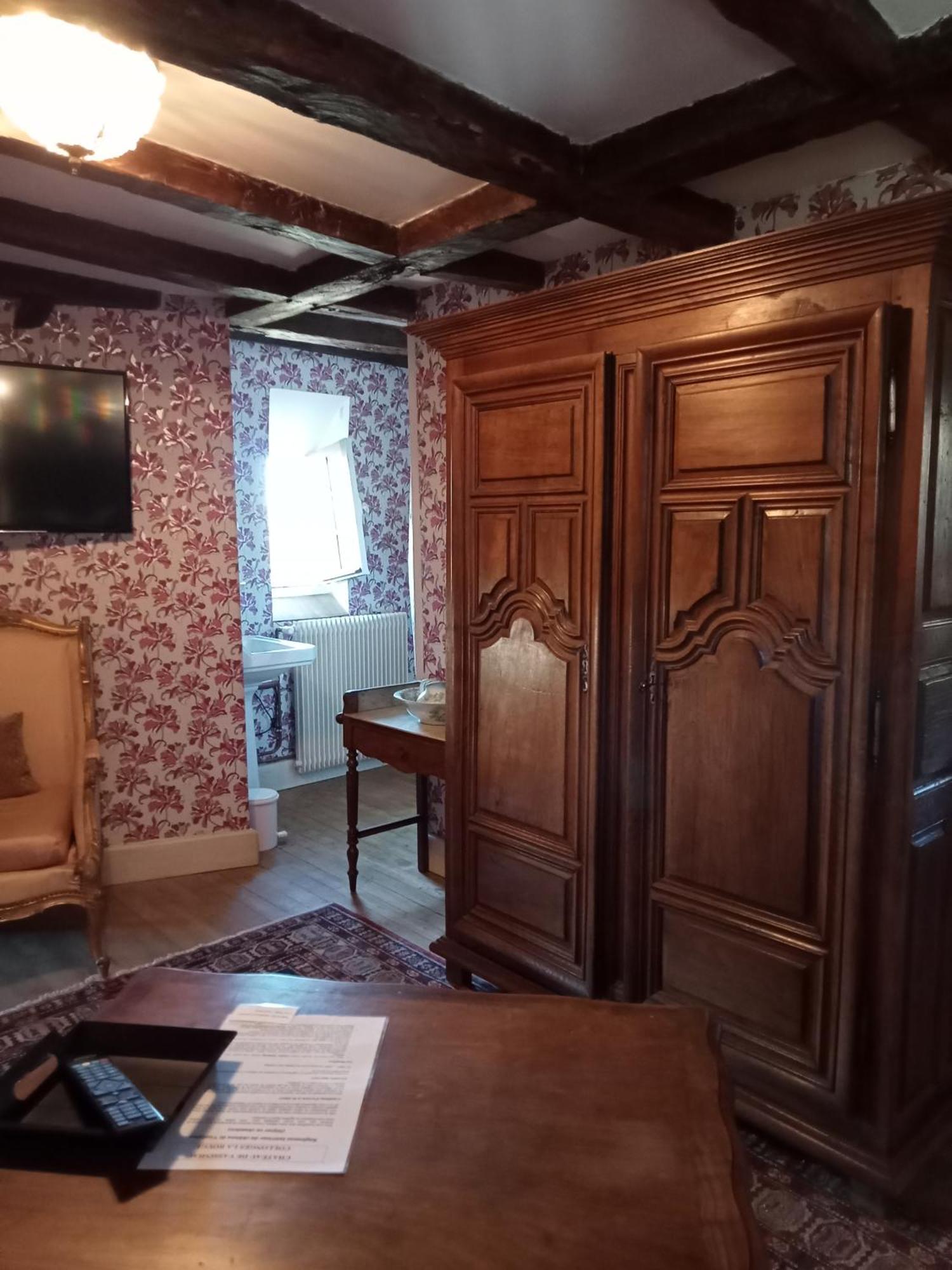 Chateau De Vassinhac Chambres D'Hotes Collonges La Rouge Δωμάτιο φωτογραφία